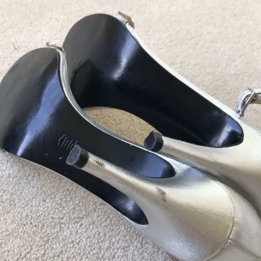 Caparros silver strappy heels - Picture 7 of 7